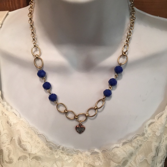 Blue beaded gold link necklace w heart dangle NWY - Picture 1 of 5